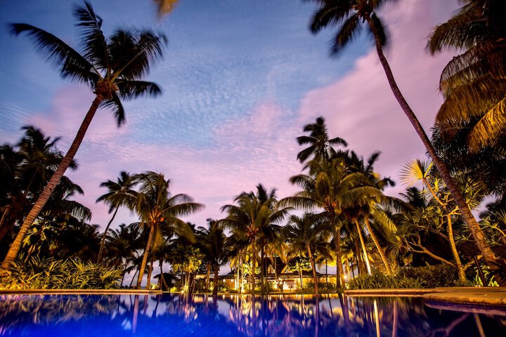 Hotel Pool