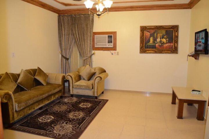 Room 11 of 25