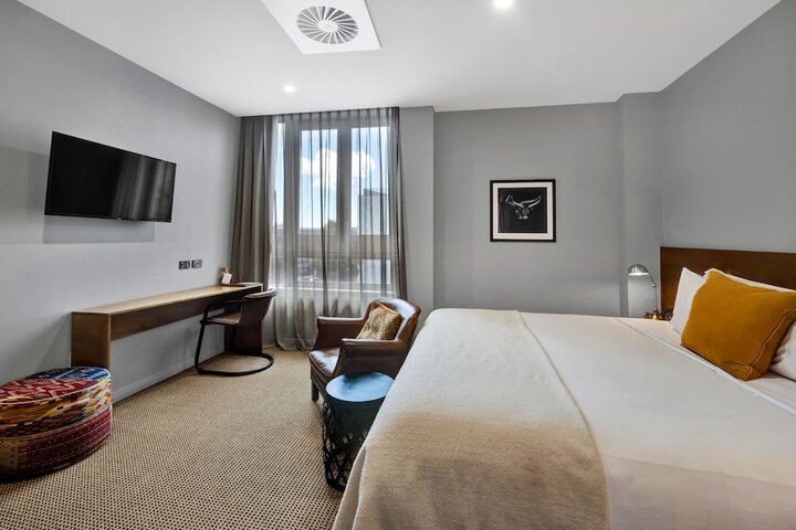 Room 38 of 117
