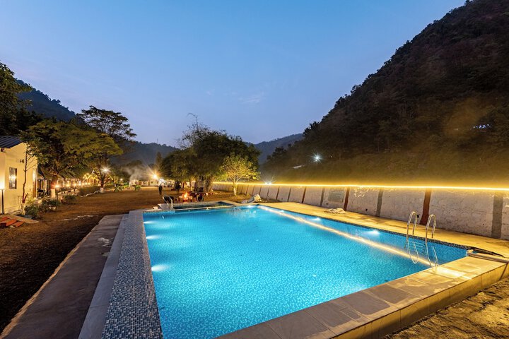 Pool 19 of 43
