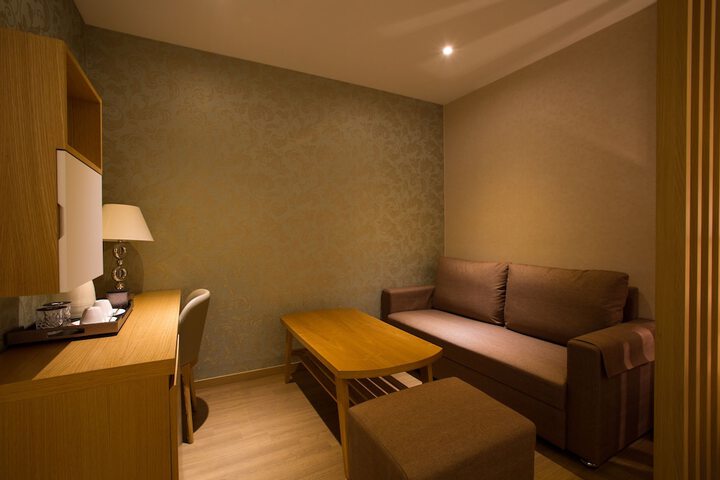 Room 68 of 145