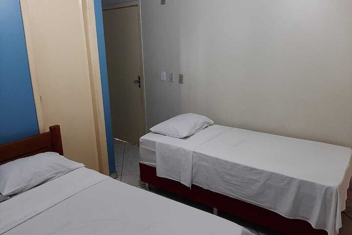Room 32 of 37