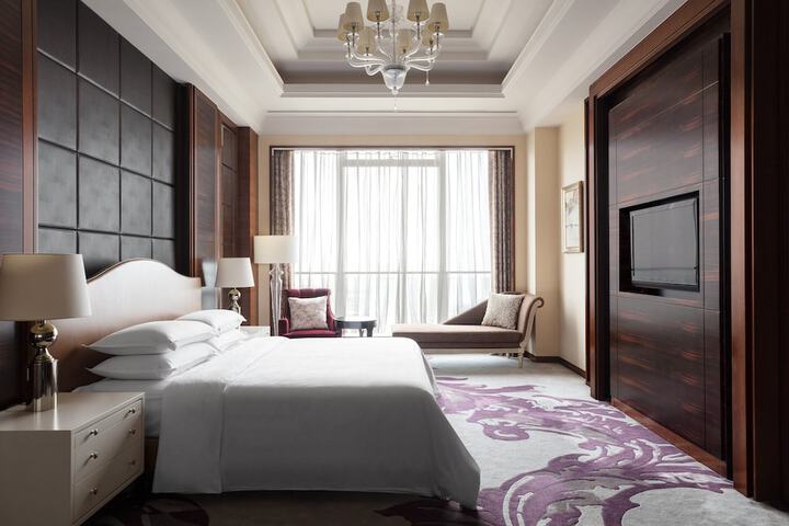 Room 20 of 93