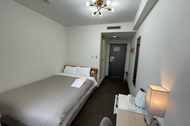Room 29 of 33