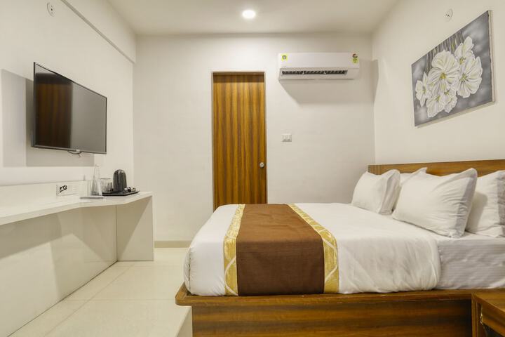 Room 29 of 90