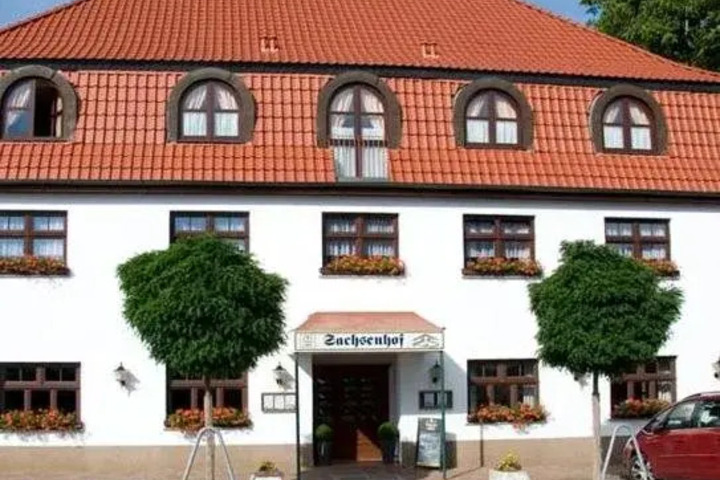 HOTEL SACHSENHOF