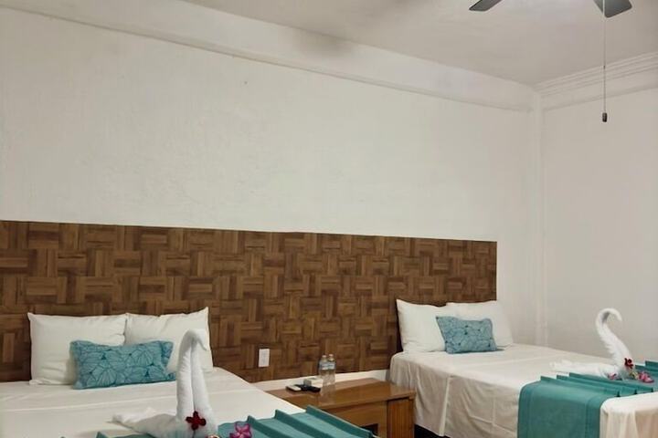 Room 6 of 31