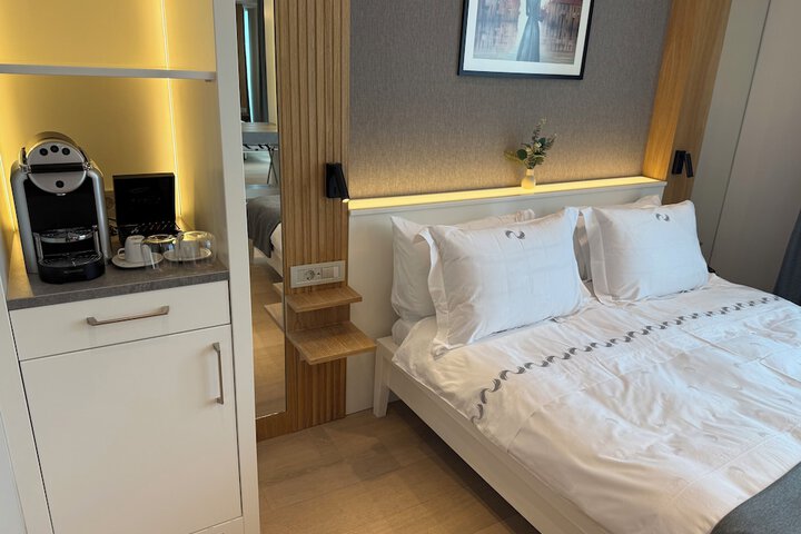 Room 10 of 91