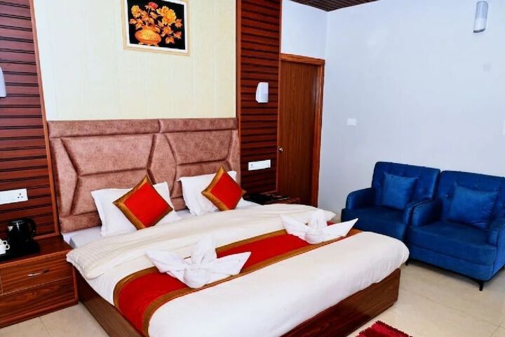 Room 8 of 21