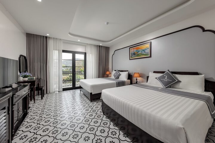 Tam Coc Lighthouse Hotel in Hoa Lu