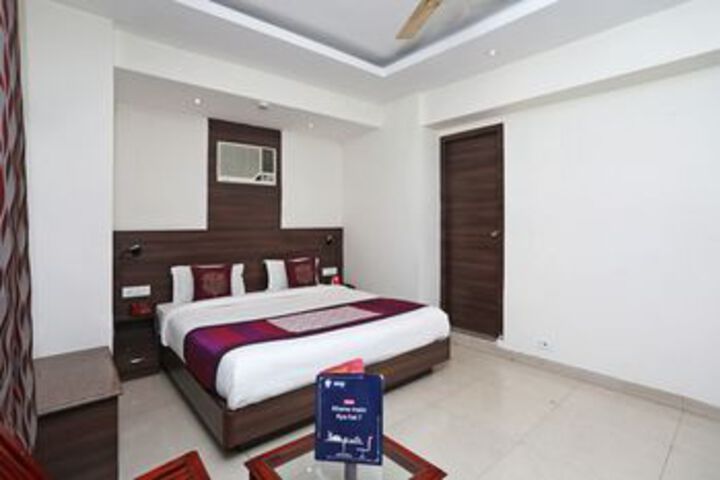 Room 7 of 26