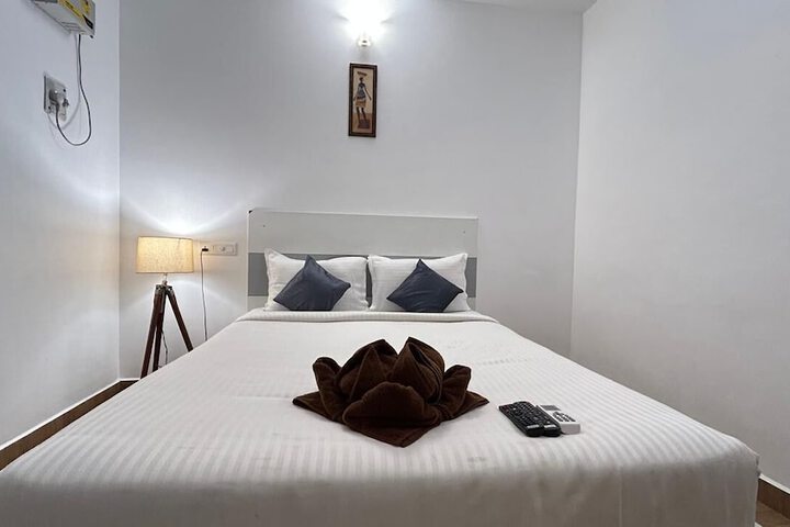 Room 16 of 27