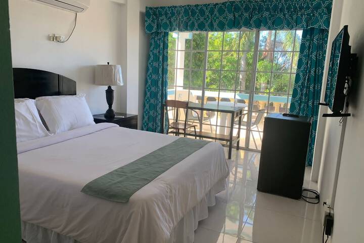 Room 32 of 95