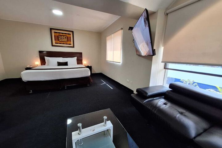 Room 16 of 79