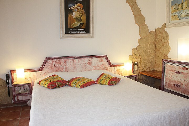 Room 4 of 47