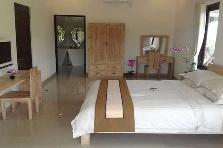 Room 15 of 54