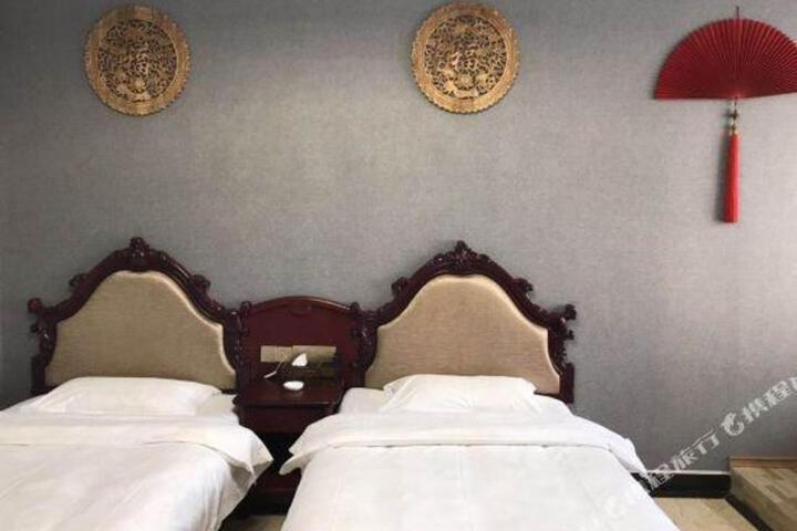 Kunming Tuyue Business Hotel