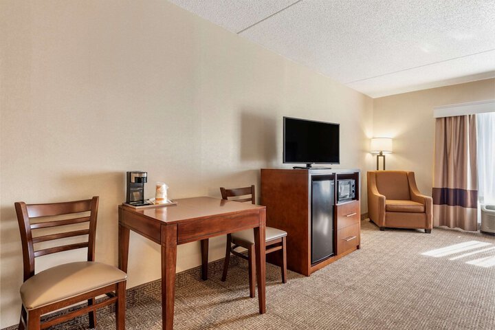 Room 8 of 29