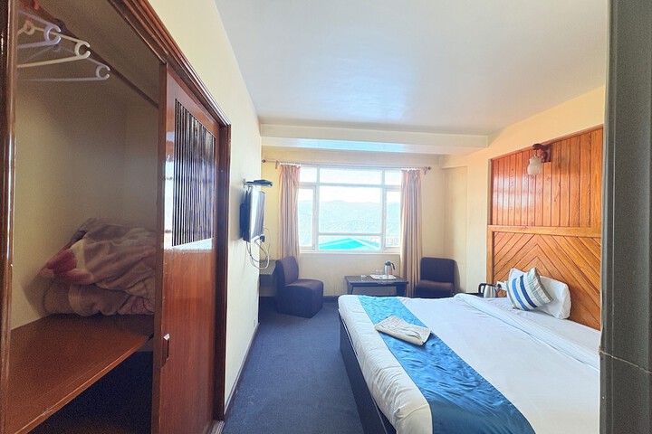 Room 7 of 43
