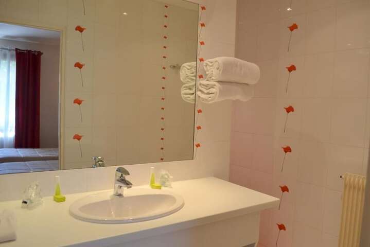 Room 15 of 22
