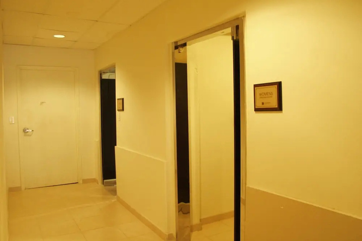 hotel_rooms