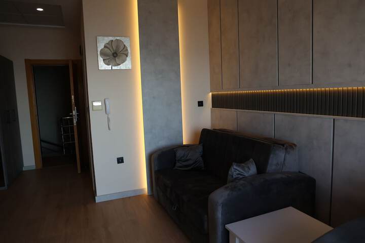 Room 68 of 108