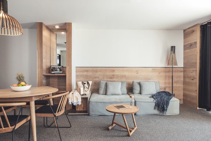 Room 26 of 150