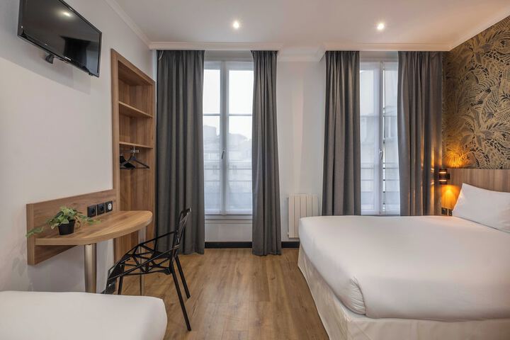 Room 17 of 26