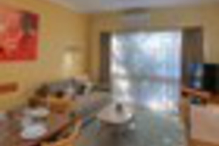 Room 74 of 138