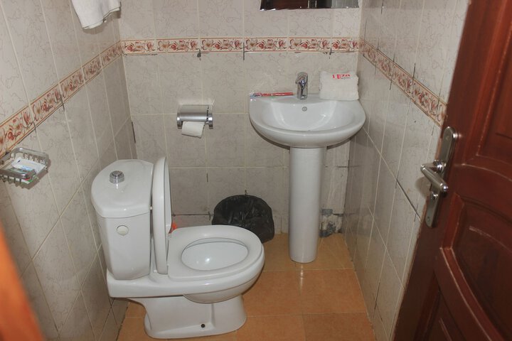 Room 9 of 51