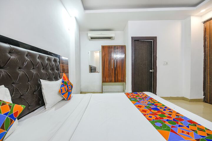 Room 19 of 24