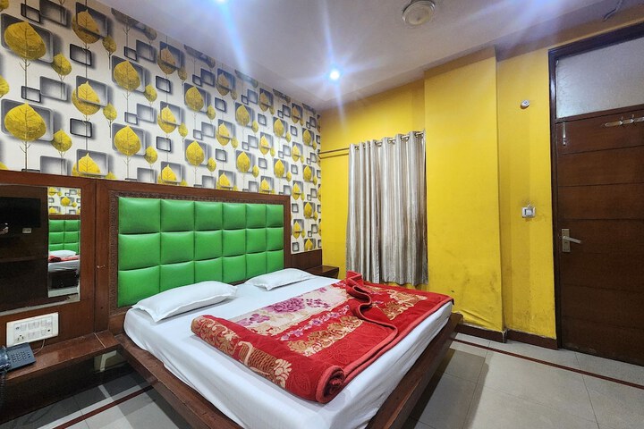 Room 7 of 49