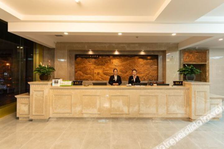 Hotel Interior 8 of 17