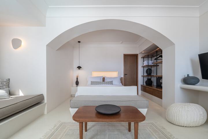 Room 43 of 154