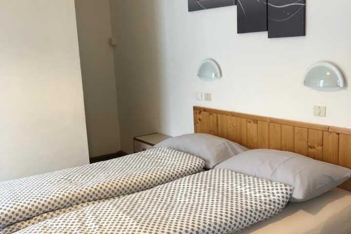 Room 21 of 69