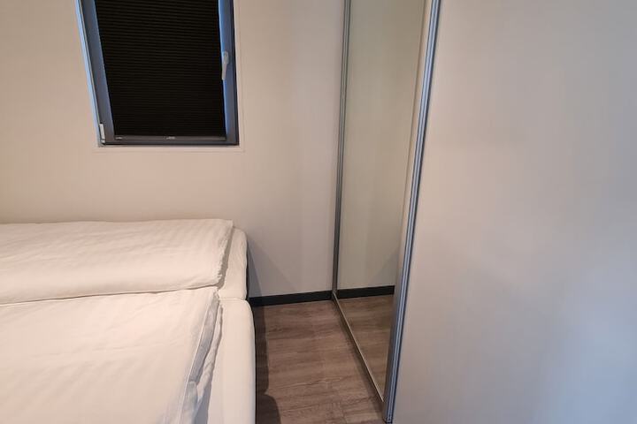 Room 3 of 12