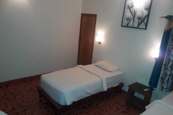 Room 6 of 55