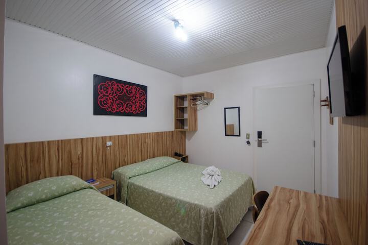 Room 8 of 29
