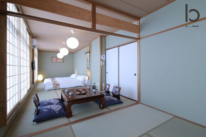 Room 38 of 219