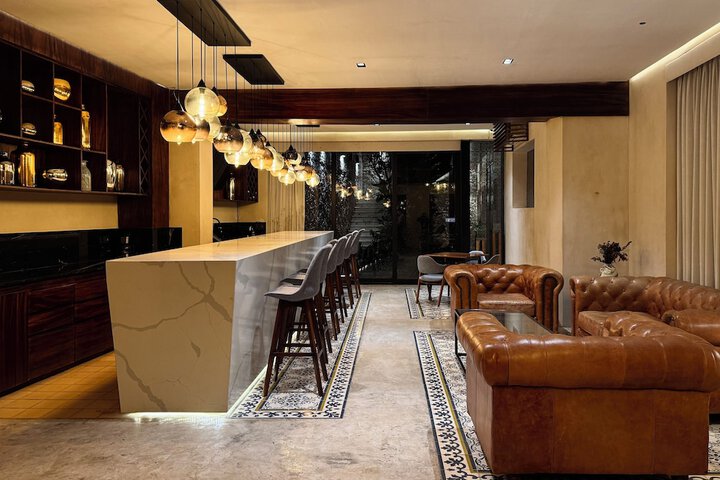 Hotel Interior 11 of 160