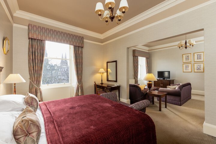 Room 44 of 96