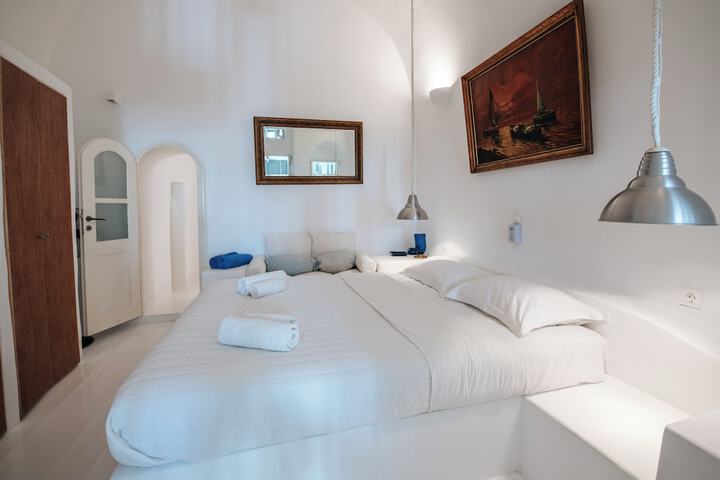 Room 10 of 65