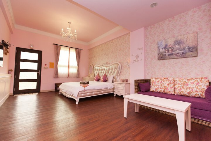 Room 7 of 40