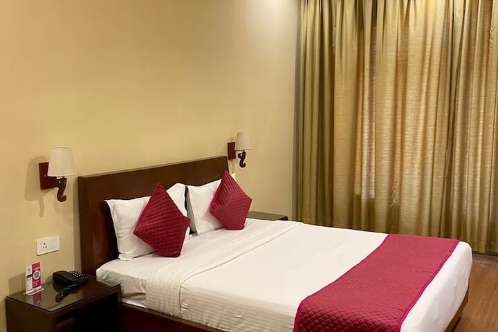 Room 30 of 95