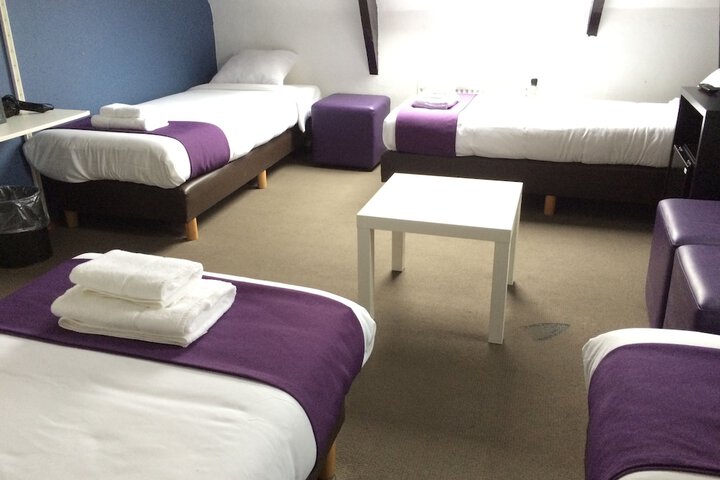 Room 13 of 54
