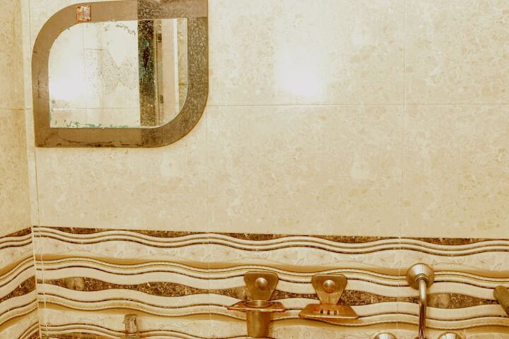 Room 42 of 54