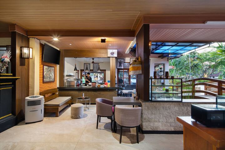 Hotel Interior 2 of 92