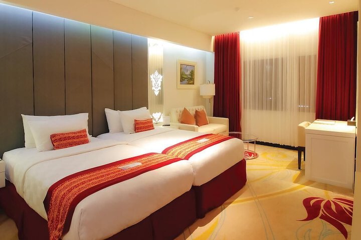 Room 17 of 48