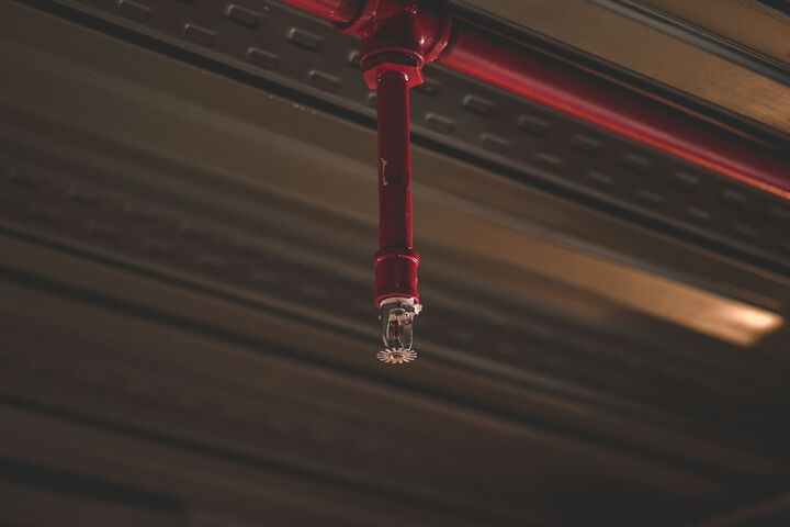 Room 24 of 110