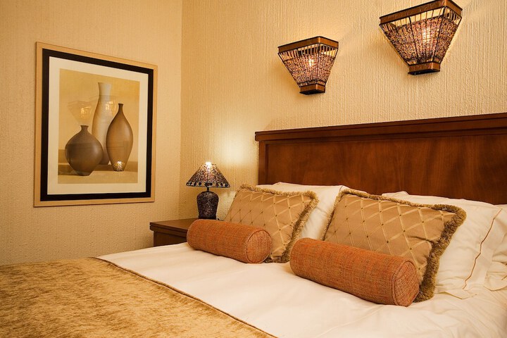 Room 5 of 29
